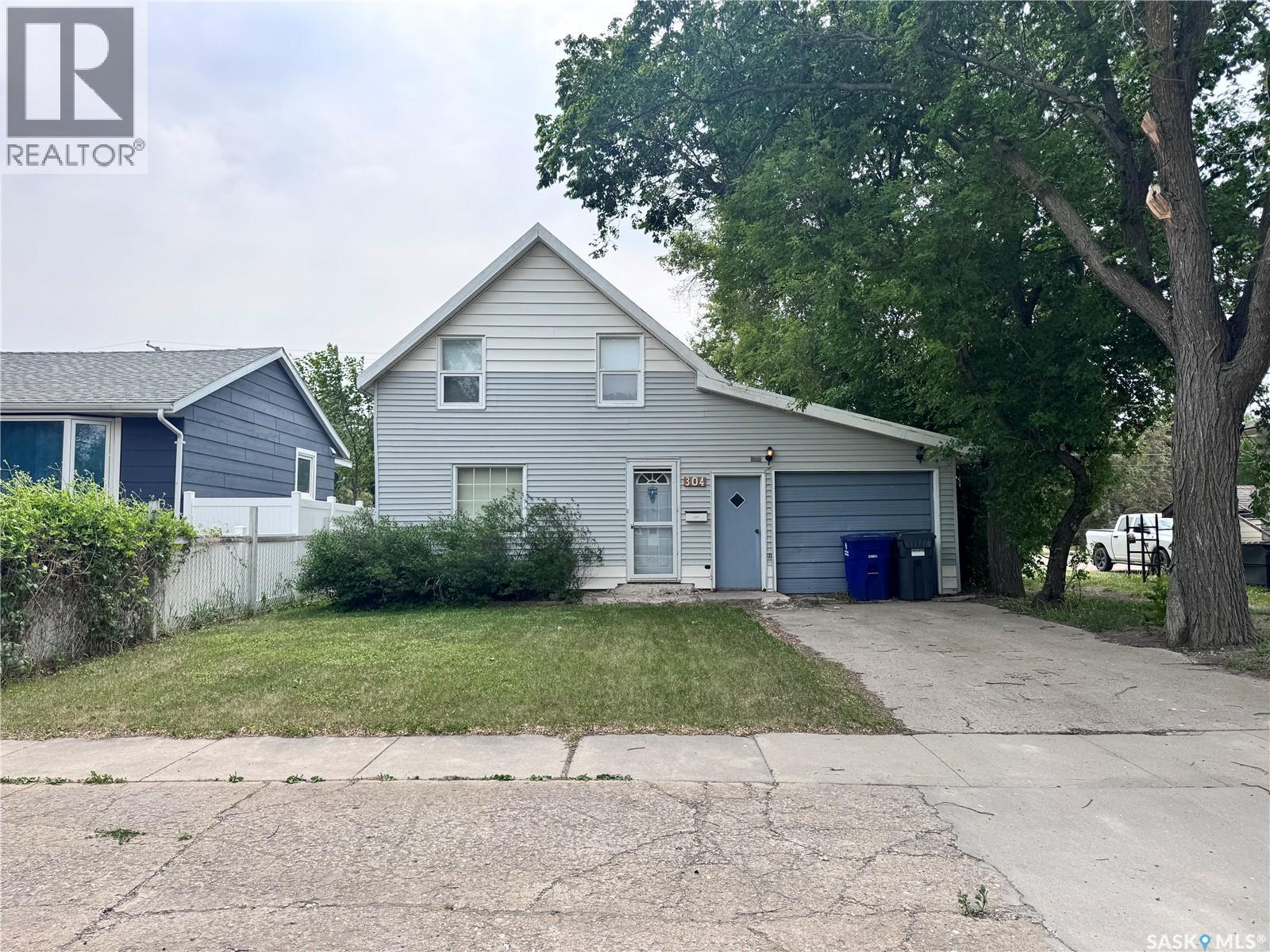 304 Washington Avenue, Davidson, Saskatchewan S0G 1A0 - Photo 2 - SK009911