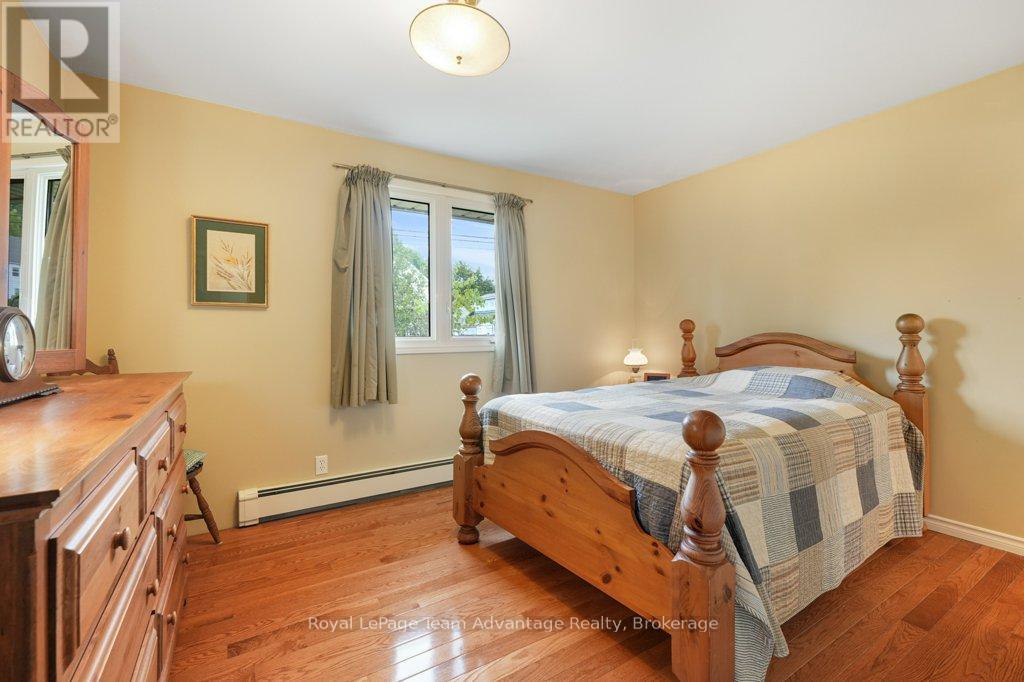 1 Victoria Avenue, Parry Sound, Ontario  P2A 2B9 - Photo 19 - X12233147