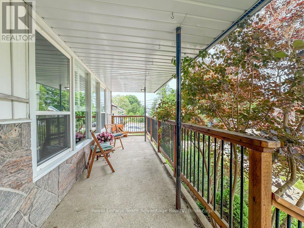 1 Victoria Avenue, Parry Sound, Ontario  P2A 2B9 - Photo 35 - X12233147