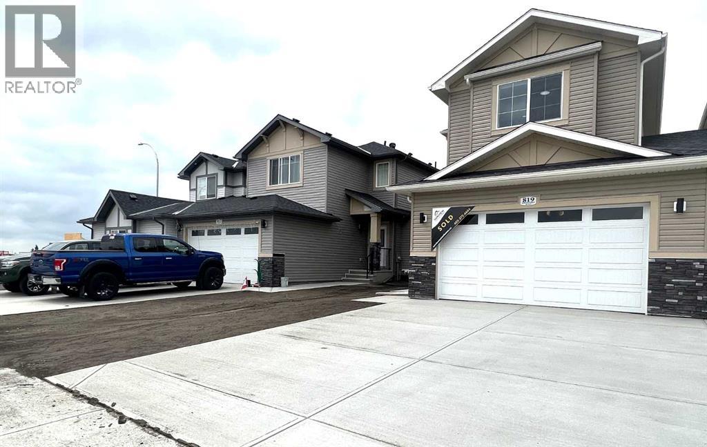 819 Edgefield Street, Strathmore, Alberta  T1P 0H6 - Photo 2 - A2219234