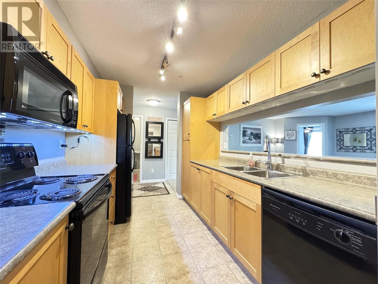 Property at 4765 Forsters Landing Road Unit# 207 image 4