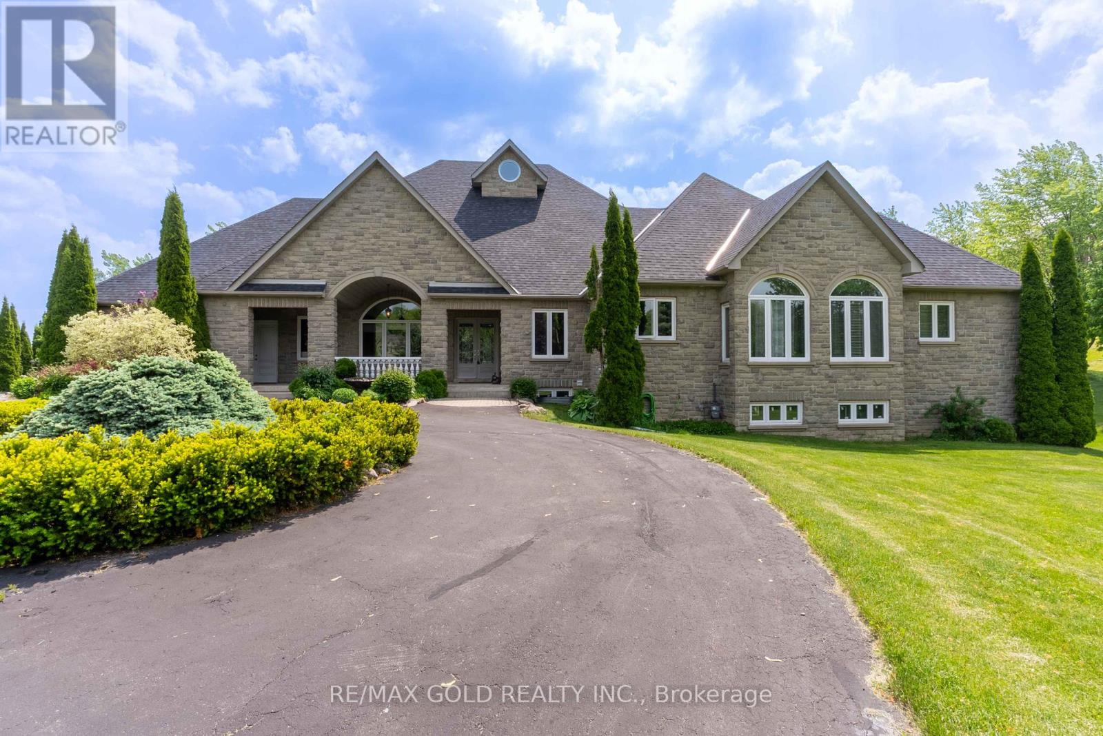Property at 17 HIGHCREST ROAD image 2
