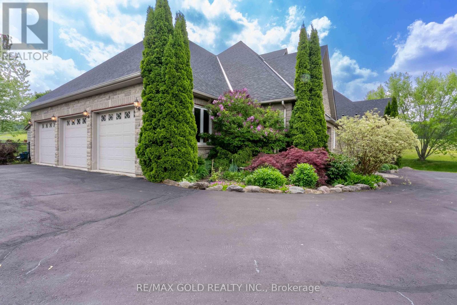 Property at 17 HIGHCREST ROAD image 5