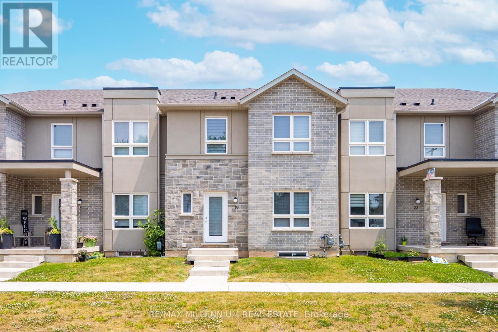 Property at 19 PERENACK AVENUE image 2