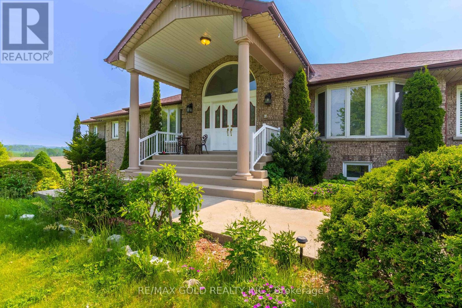 Property at 45 HUMBER TRAIL image 4