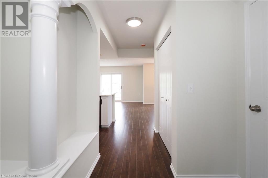 Property at 502 MAYFLOWER Street image 4