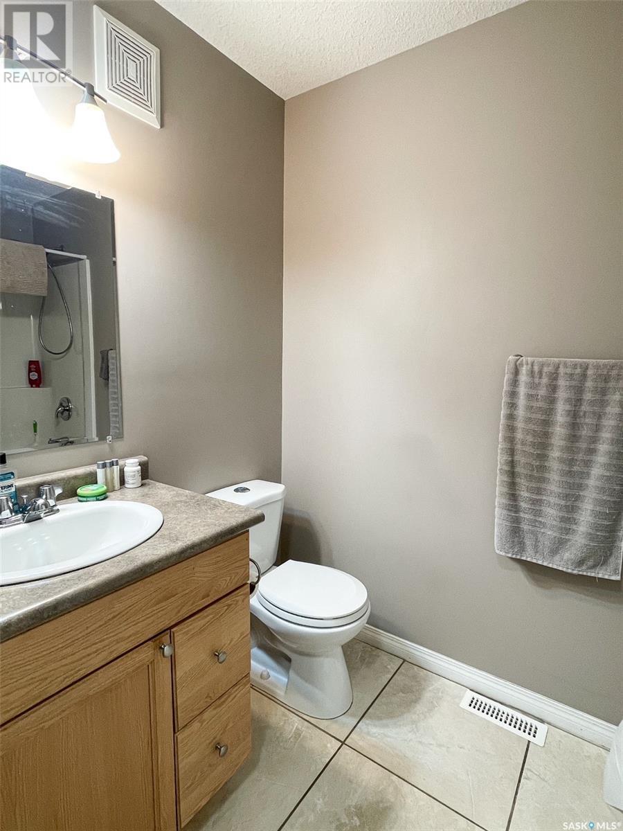 7 Fairway Court, Meadow Lake, Saskatchewan S9X 1Z9 - Photo 13 - SK010144