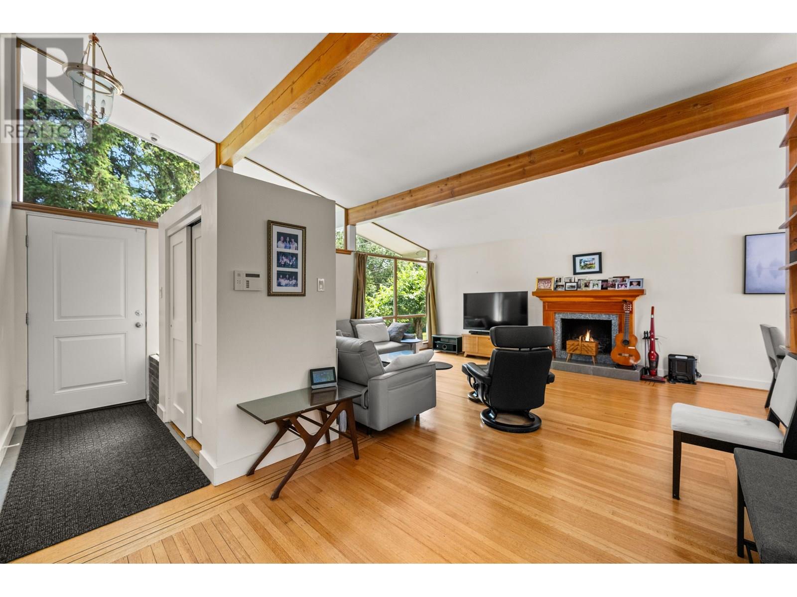 3995 Southwood Street, Burnaby, British Columbia  V5J 2E8 - Photo 11 - R3017946