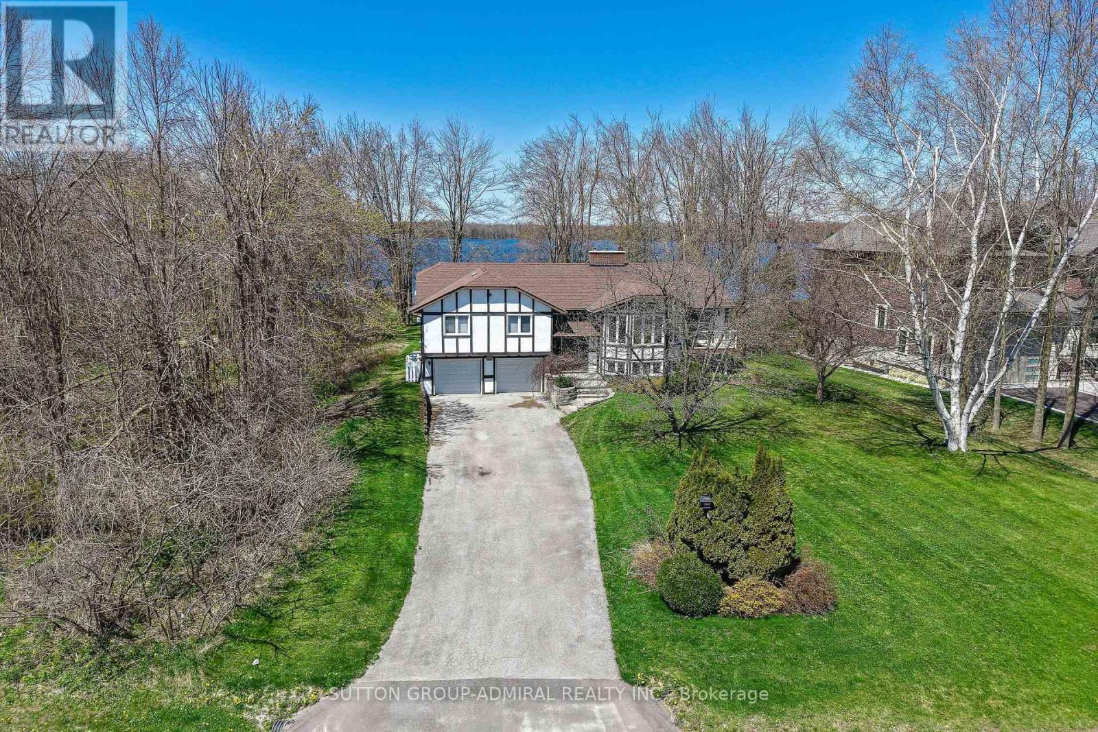 Property at 182 BAYSHORE DRIVE image 2