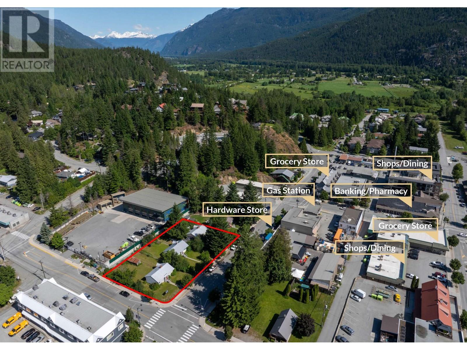 7421 Prospect Street, Pemberton, British Columbia  V0N 2L0 - Photo 1 - R3015974
