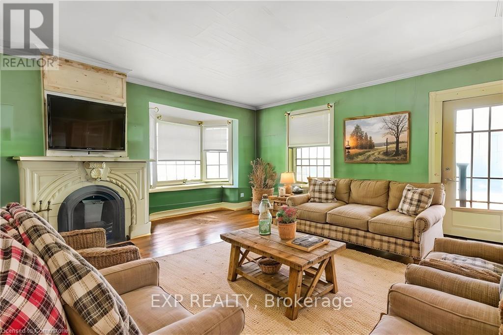 36 Elgin Street, Woolwich, Ontario  N3B 1Y3 - Photo 2 - X12234021