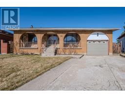 20 HARVARD PLACE, Hamilton, Ontario