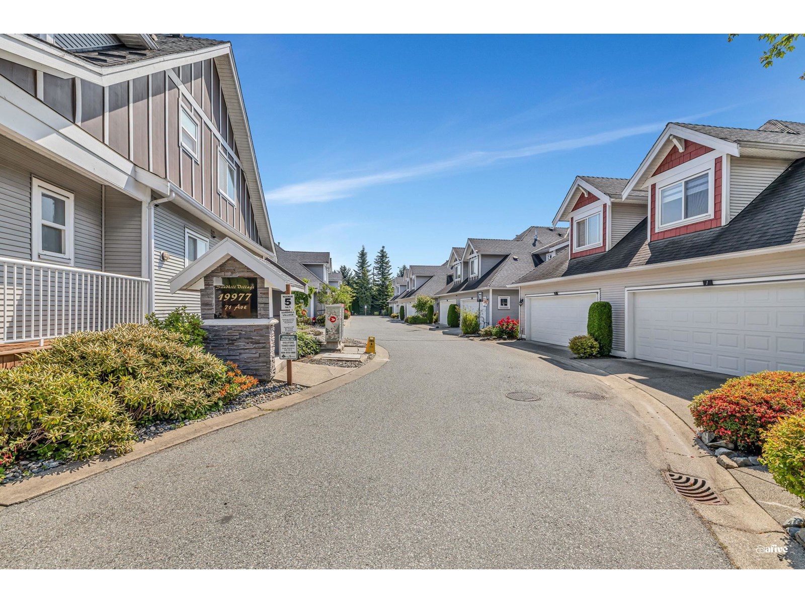 9 19977 71 AVENUE, langley, British Columbia V2Y2Z4