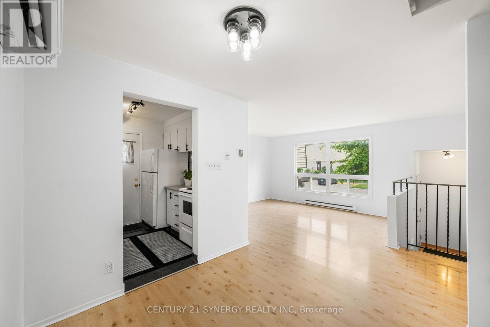 Property at 113 RENOVA PRIVATE image 5