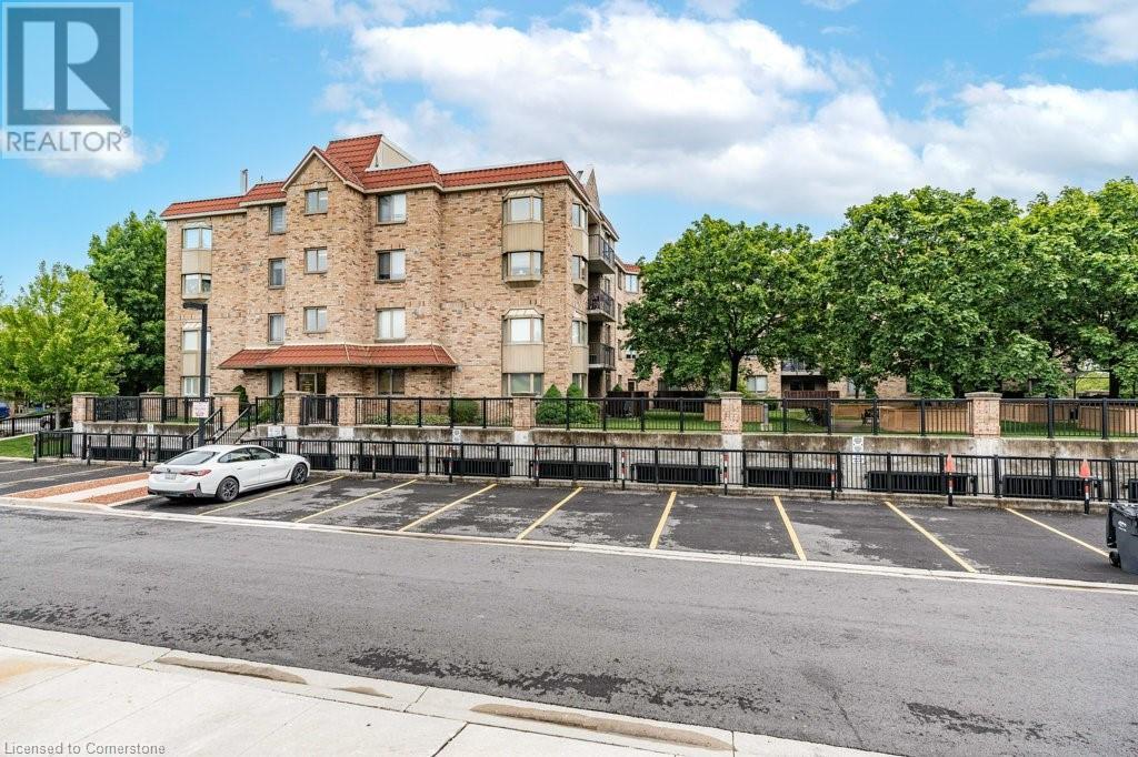 Property at 3499 UPPER MIDDLE Road Unit# 210 image 4