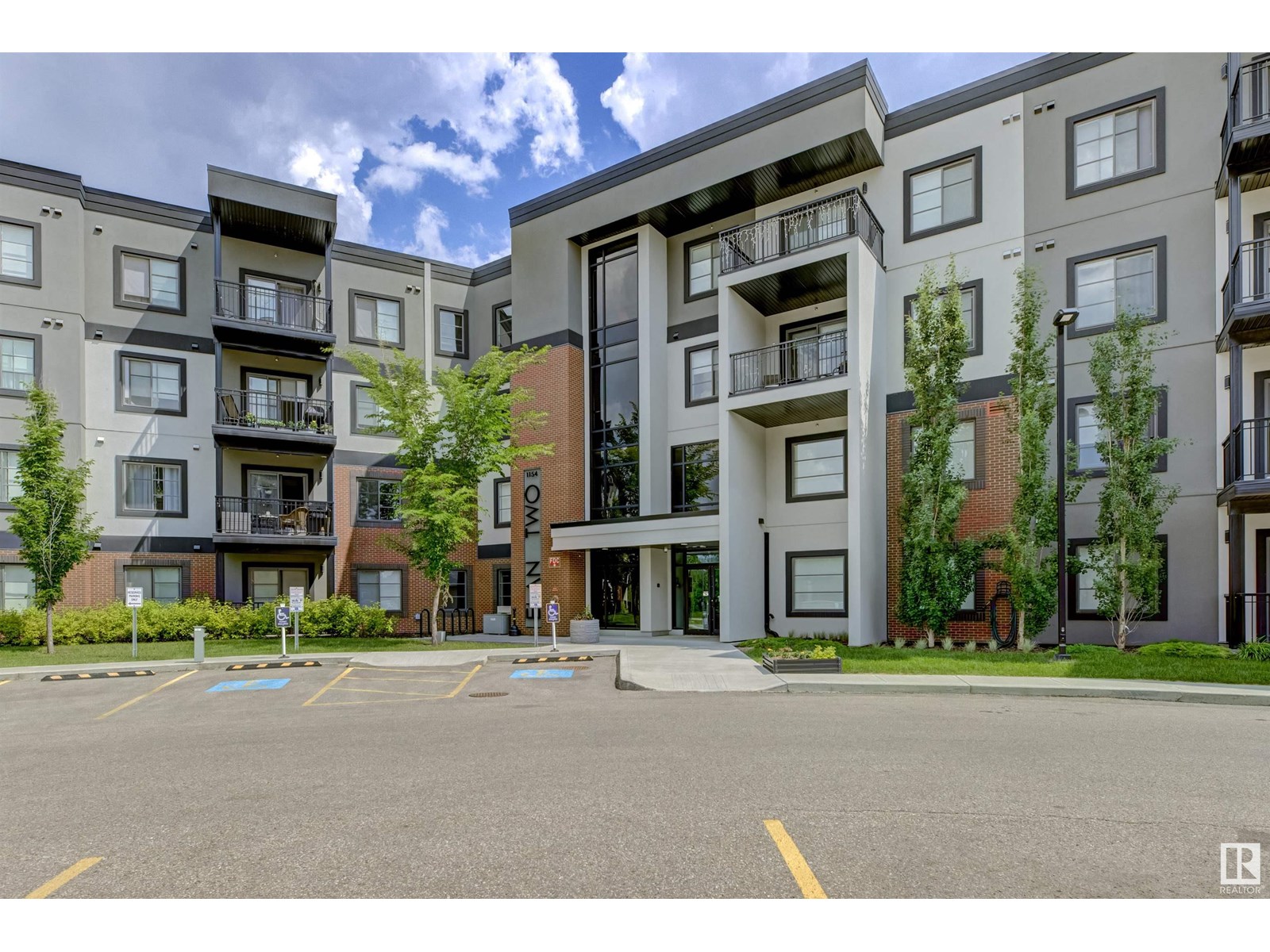 Property at #226 1154 ADAMSON DR SW image 1