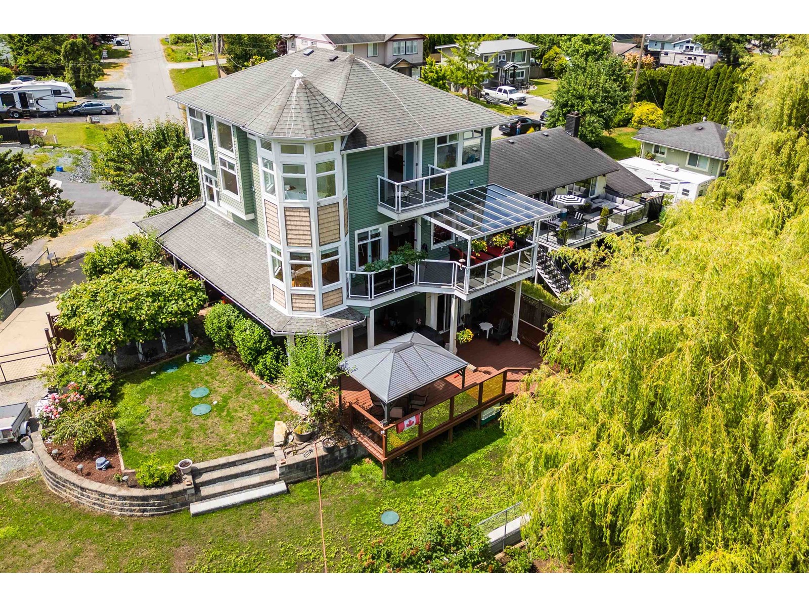 Property at 8408 BENBOW STREET image 2