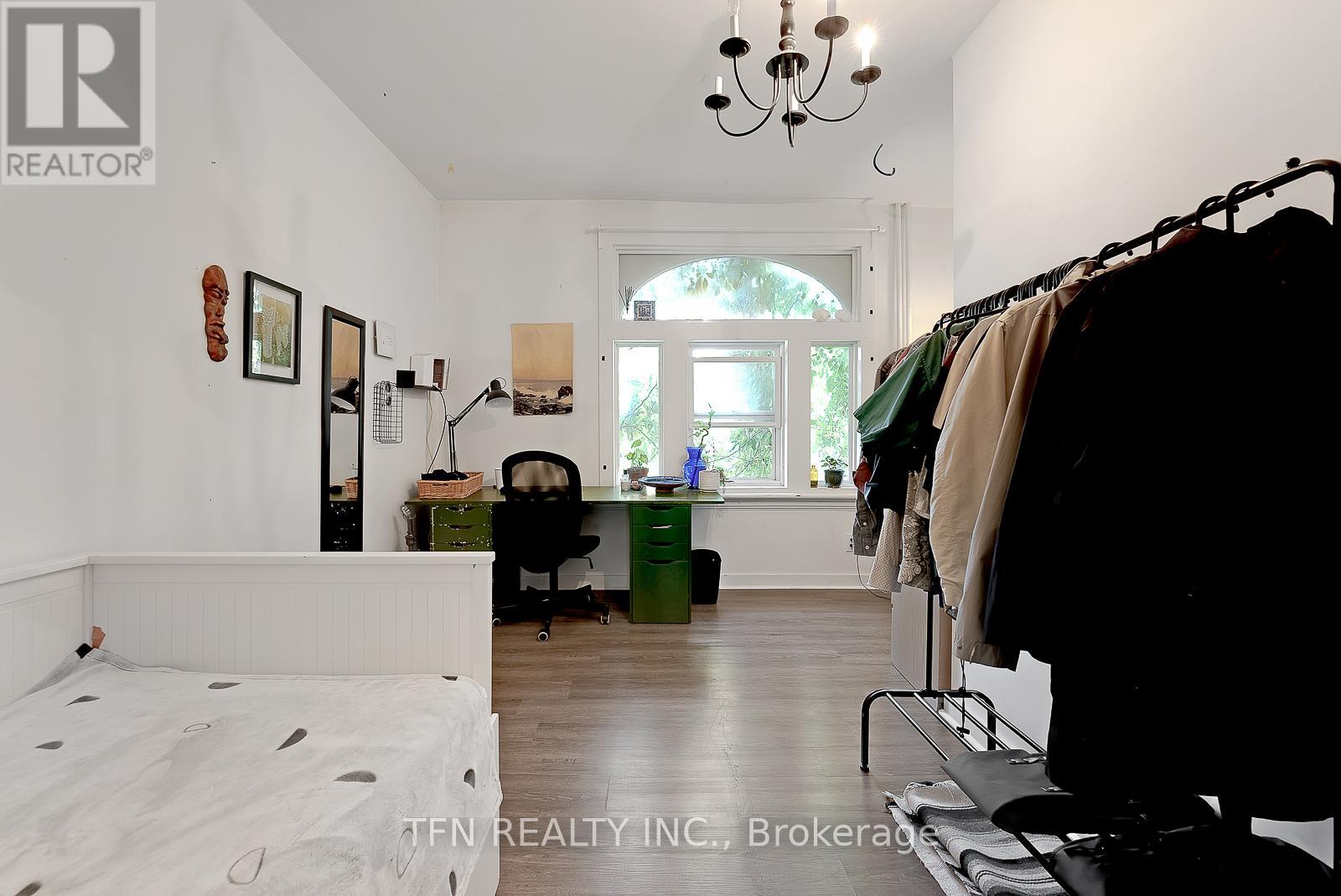 237 Gerrard Street E, Toronto (Cabbagetown-South St. James Town), Ontario  M5A 2G1 - Photo 19 - C12234089