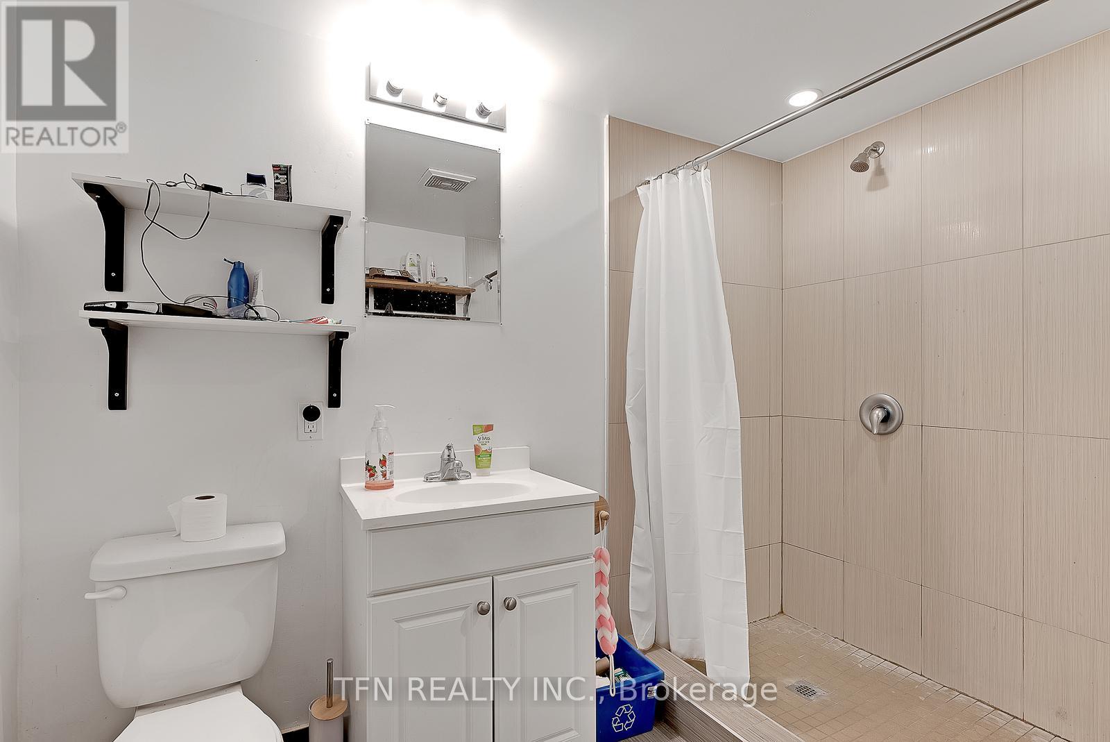 237 Gerrard Street E, Toronto (Cabbagetown-South St. James Town), Ontario  M5A 2G1 - Photo 38 - C12234089