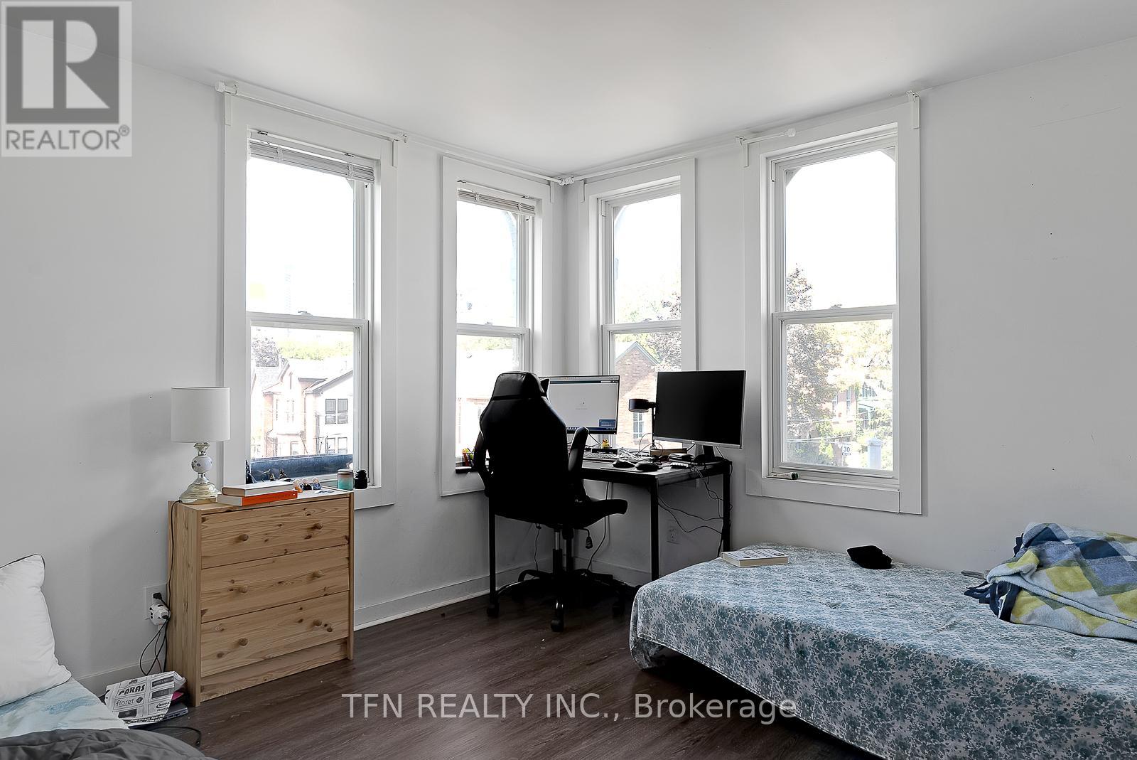 237 Gerrard Street E, Toronto (Cabbagetown-South St. James Town), Ontario  M5A 2G1 - Photo 43 - C12234089