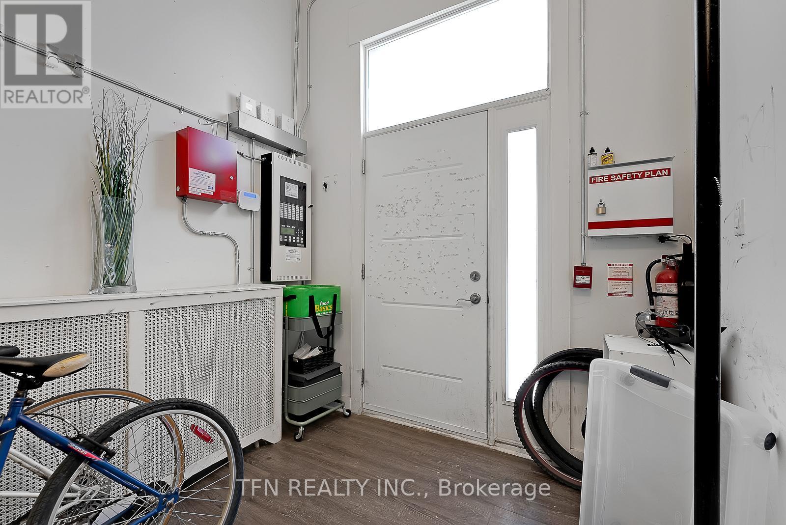 237 Gerrard Street E, Toronto (Cabbagetown-South St. James Town), Ontario  M5A 2G1 - Photo 8 - C12234089