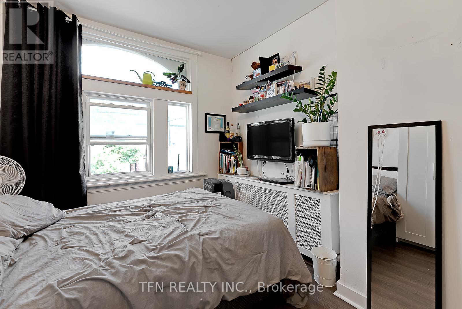237 Gerrard Street E, Toronto (Cabbagetown-South St. James Town), Ontario  M5A 2G1 - Photo 30 - C12234098