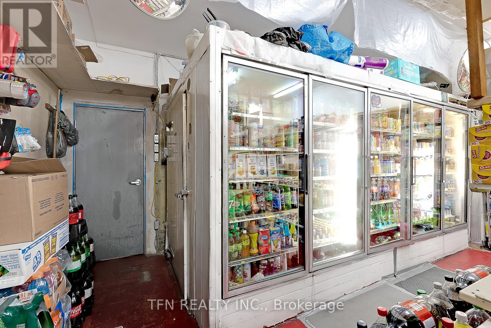 237 Gerrard Street E, Toronto (Cabbagetown-South St. James Town), Ontario  M5A 2G1 - Photo 50 - C12234098