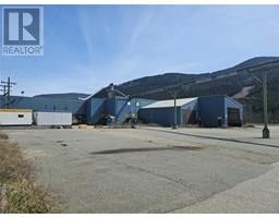 2992 McCorvie Street, vavenby, British Columbia