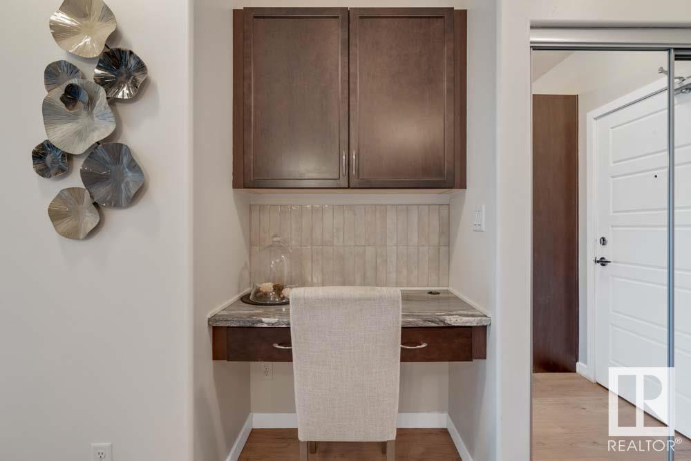 Property at #419 320 AMBLESIDE LINK LI SW image 4