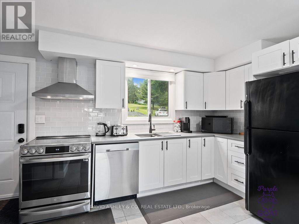 809-811 Hilmor Terrace S, Elizabethtown-Kitley, Ontario  K6V 7G3 - Photo 19 - X12234134