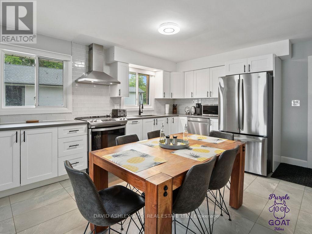 809-811 Hilmor Terrace S, Elizabethtown-Kitley, Ontario  K6V 7G3 - Photo 30 - X12234134