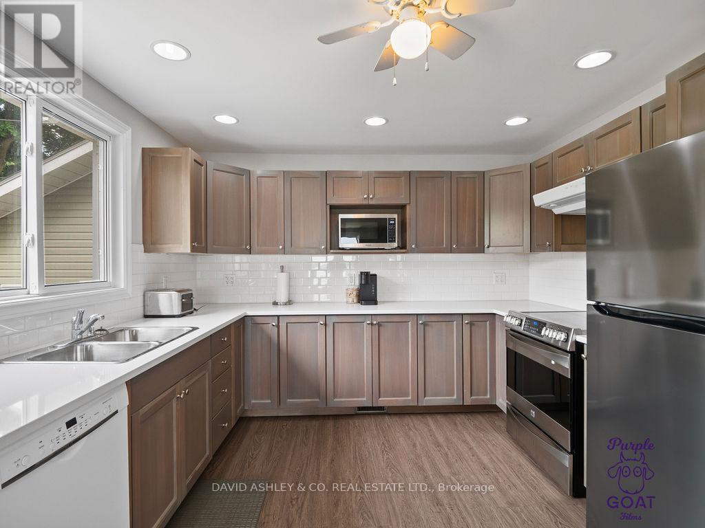 809-811 Hilmor Terrace S, Elizabethtown-Kitley, Ontario  K6V 7G3 - Photo 42 - X12234134