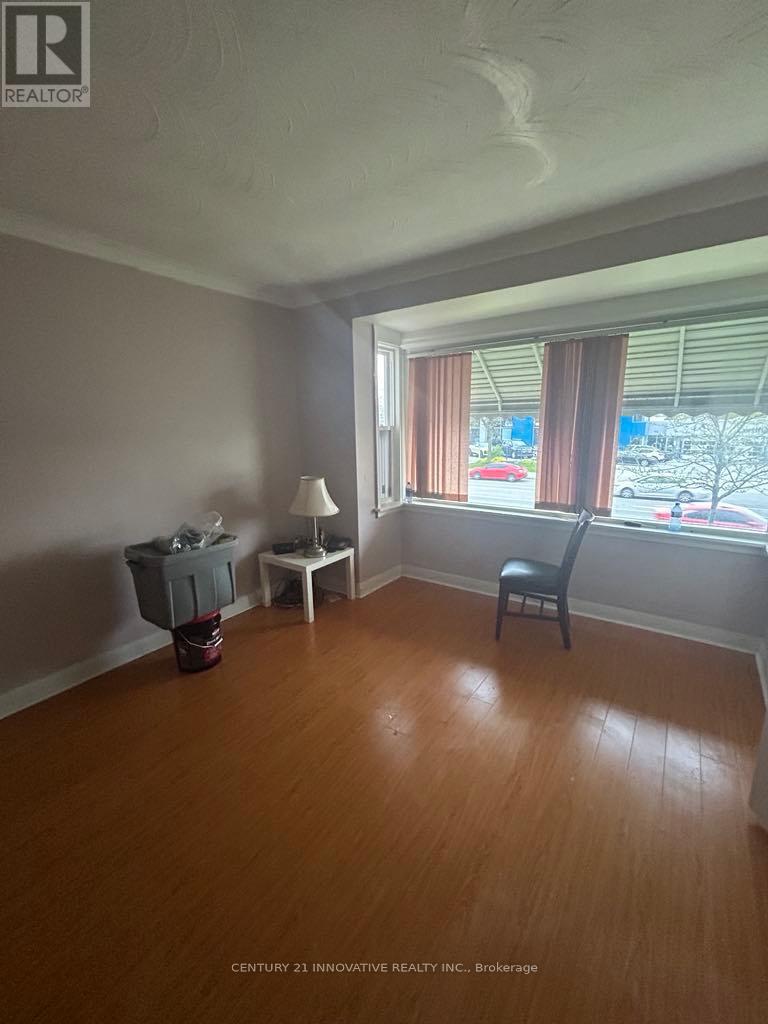 1837 Victoria Park Avenue, Toronto, Ontario  M1R 1T4 - Photo 4 - E12234131