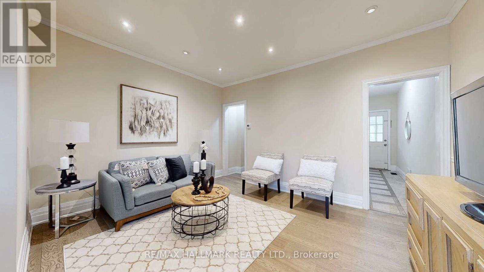 Property at 1115 WOODBINE AVENUE image 3