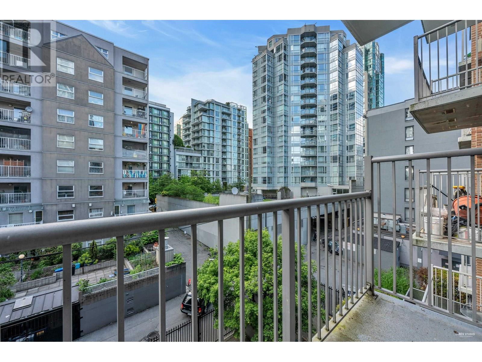 406 1249 Granville Street, Vancouver, British Columbia  V6Z 1M5 - Photo 10 - R3011881