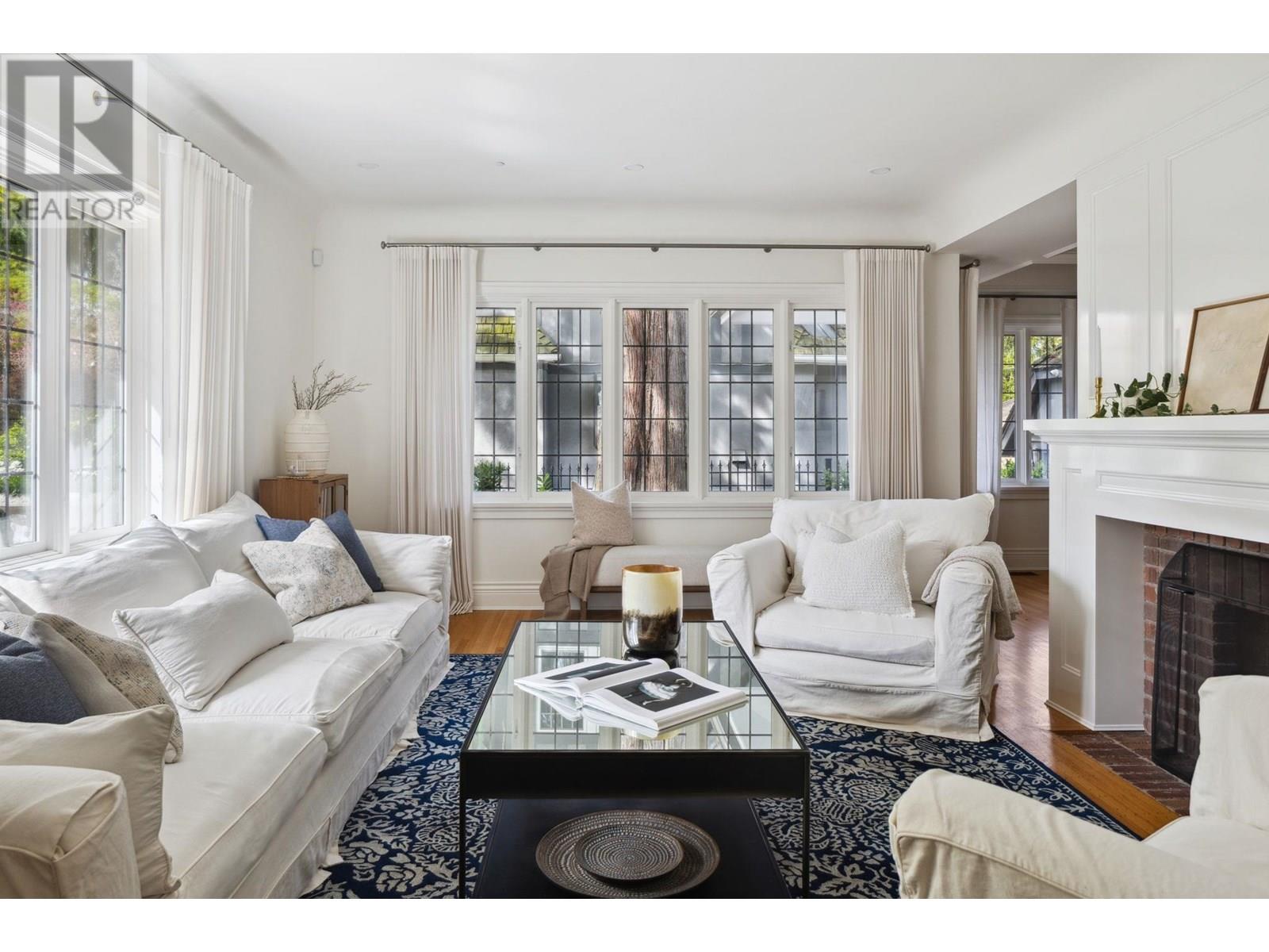 Property at 1749 W 38TH AVENUE image 4