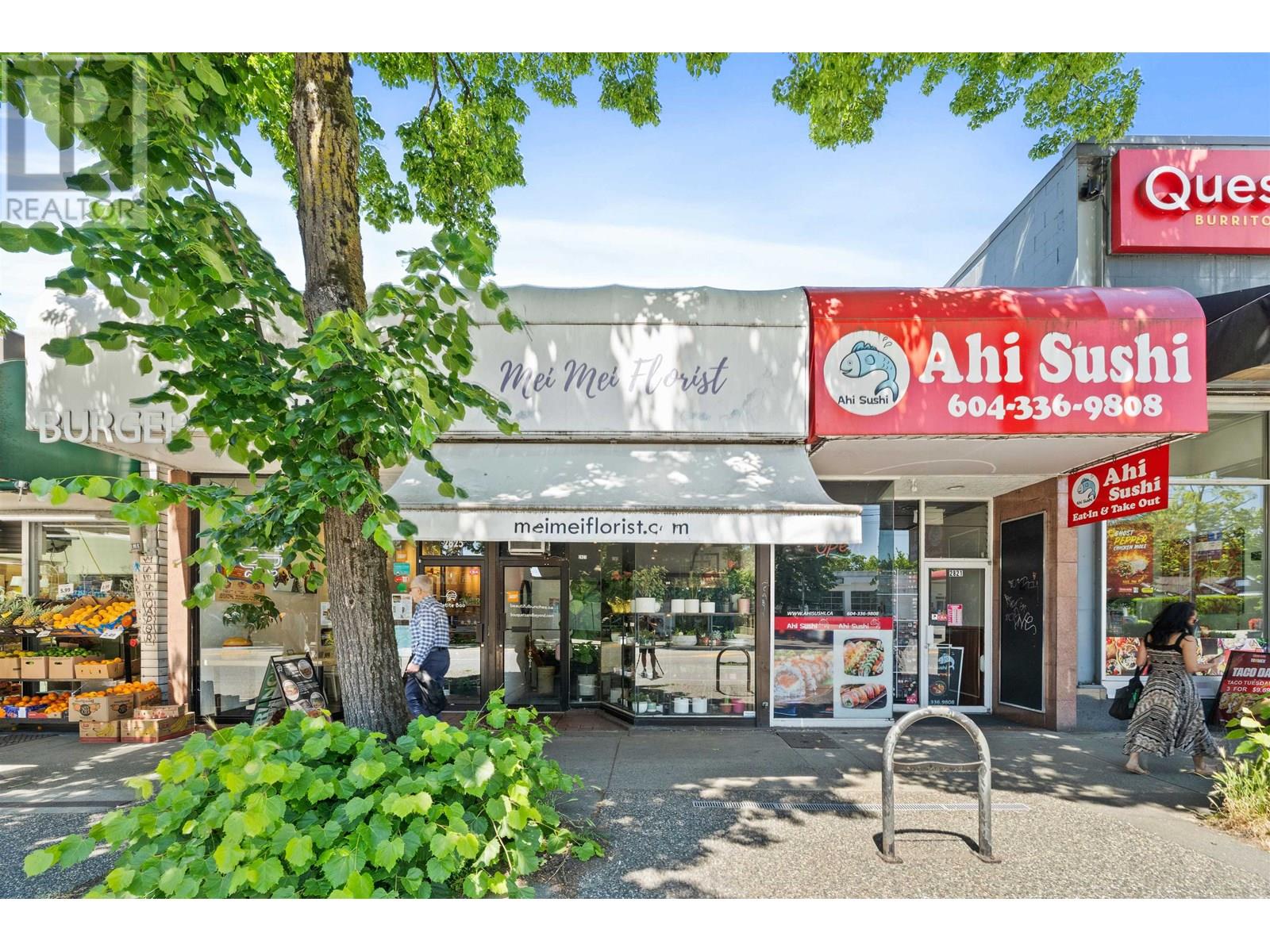 2821-2823-2825 W BROADWAY, vancouver, British Columbia V6K2G6