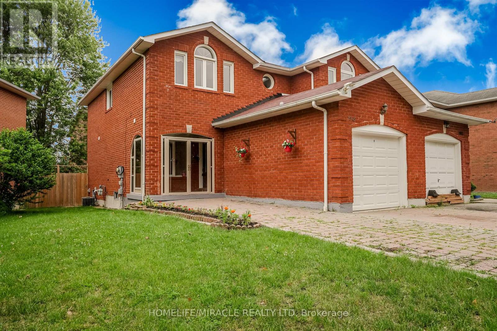 Property at 1945 PINE GROVE AVENUE image 2