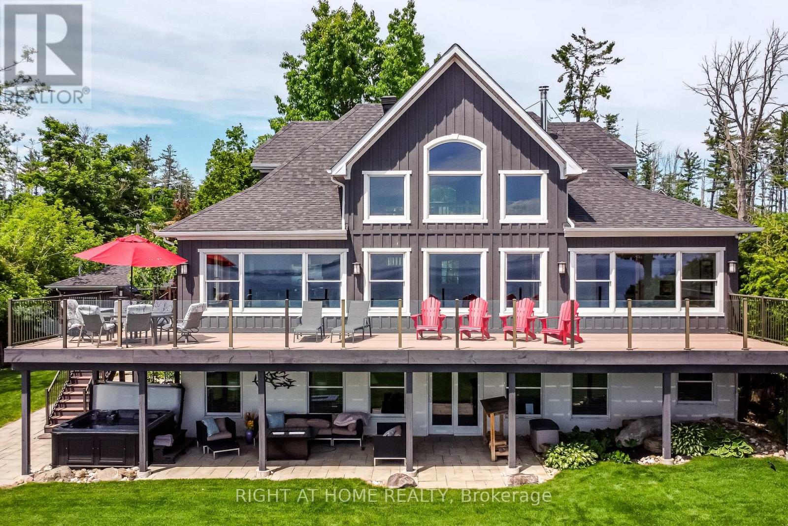 21 Lakeshore Road E, Oro-Medonte, Ontario  L0L 2E0 - Photo 3 - S12234192