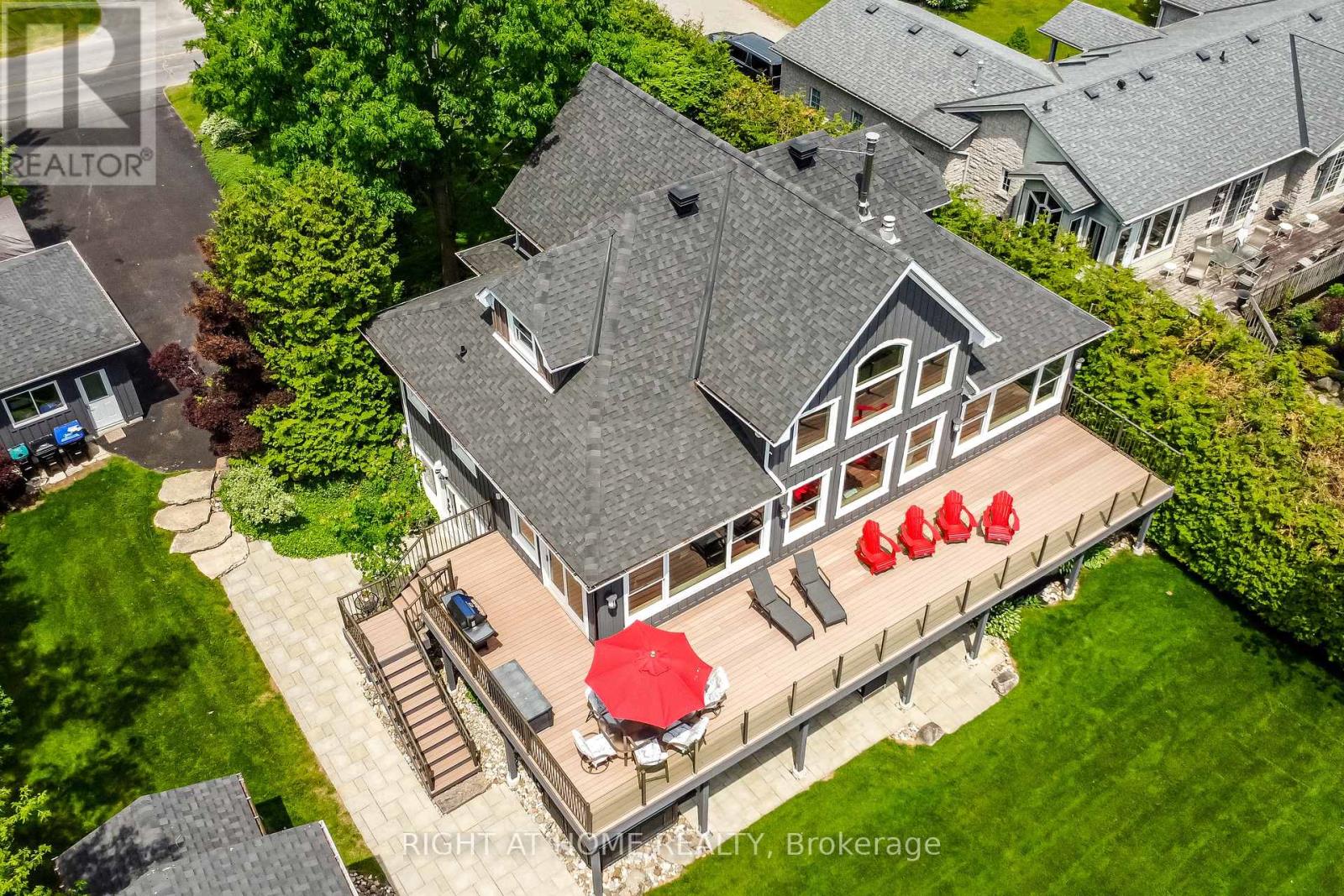 21 Lakeshore Road E, Oro-Medonte, Ontario  L0L 2E0 - Photo 4 - S12234192