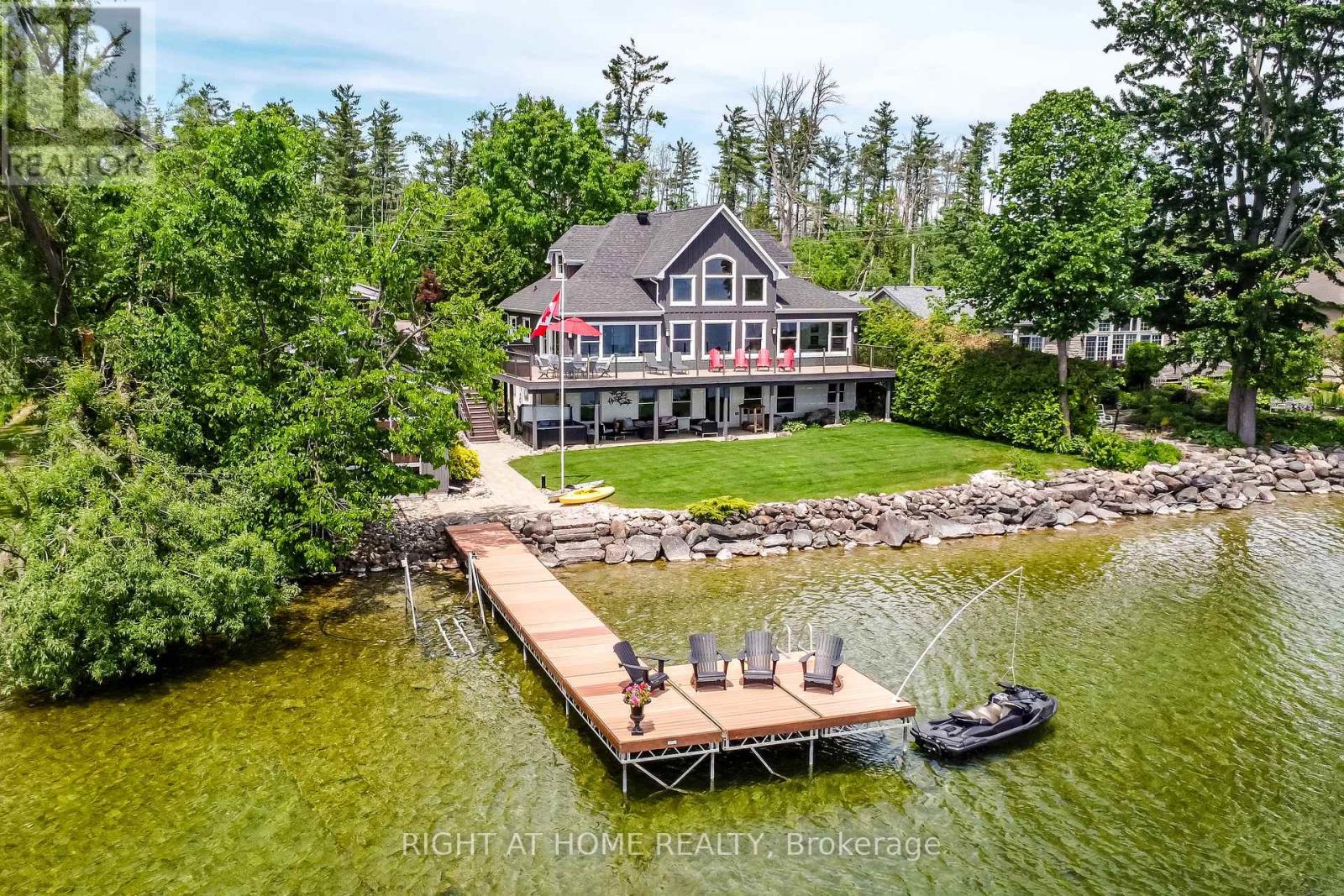 21 Lakeshore Road E, Oro-Medonte, Ontario  L0L 2E0 - Photo 45 - S12234192
