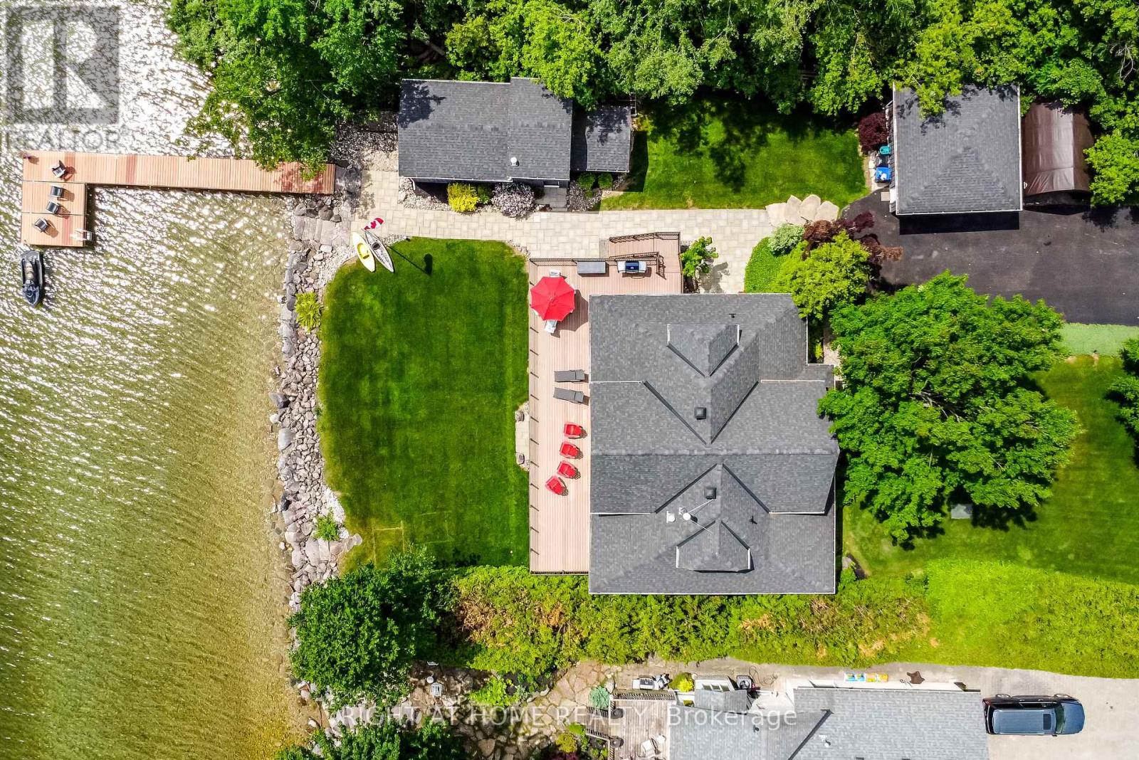 21 Lakeshore Road E, Oro-Medonte, Ontario  L0L 2E0 - Photo 50 - S12234192