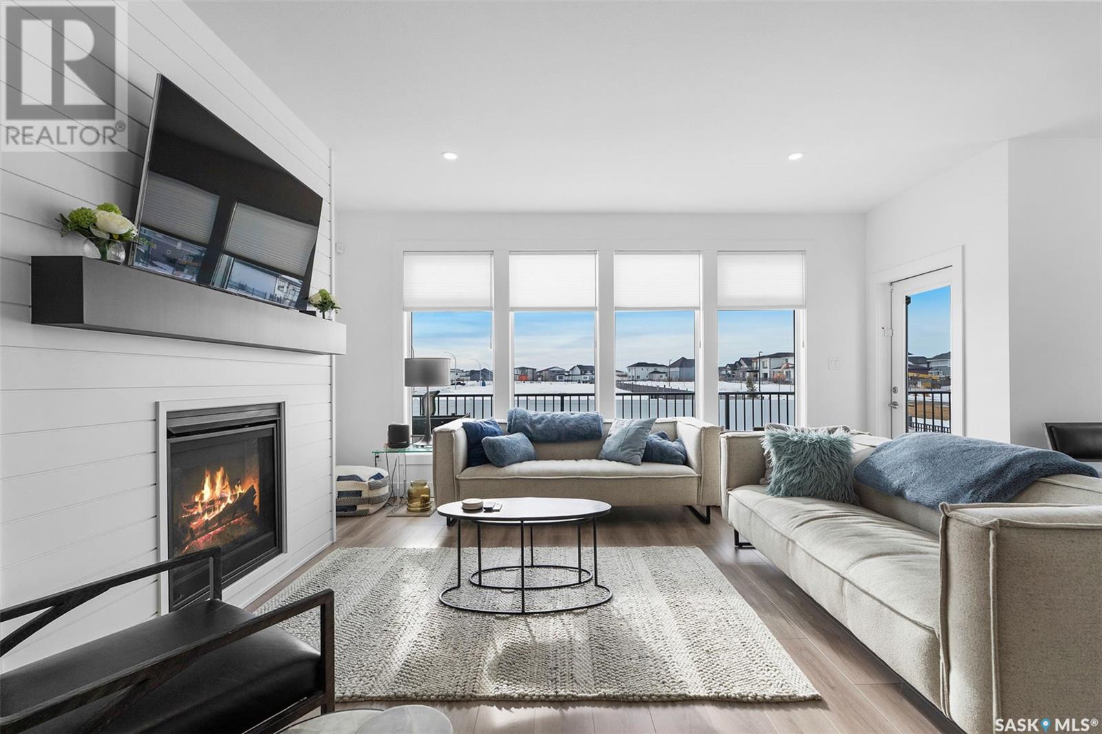 Property at 904 Feheregyhazi BOULEVARD image 5