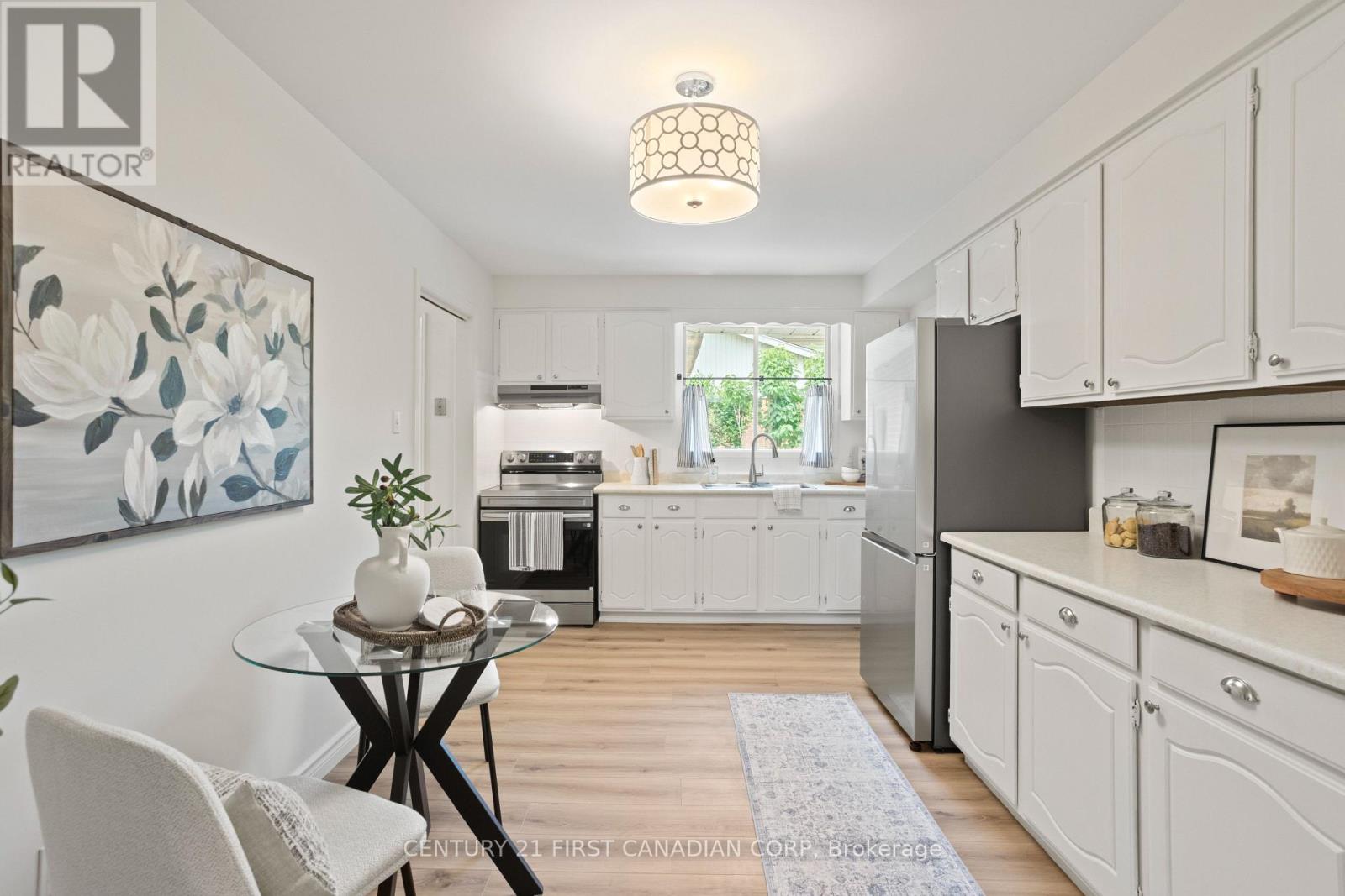 356 Blackacres Boulevard, London North (North F), Ontario  N6G 3C9 - Photo 15 - X12234221