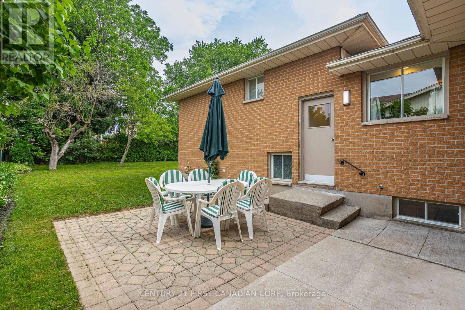 356 Blackacres Boulevard, London North, Ontario  N6G 3C9 - Photo 35 - X12234221