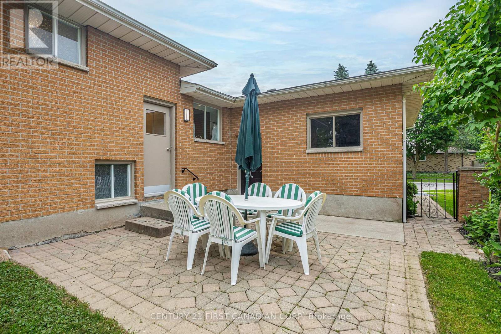 356 Blackacres Boulevard, London North, Ontario  N6G 3C9 - Photo 36 - X12234221