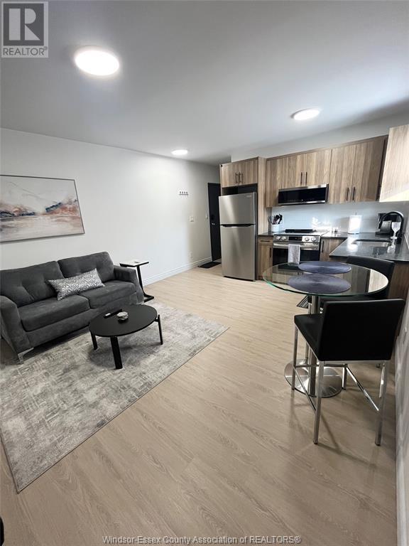 808 Ottawa Street Unit# 4, Windsor, Ontario  N8X 2C6 - Photo 4 - 25015629