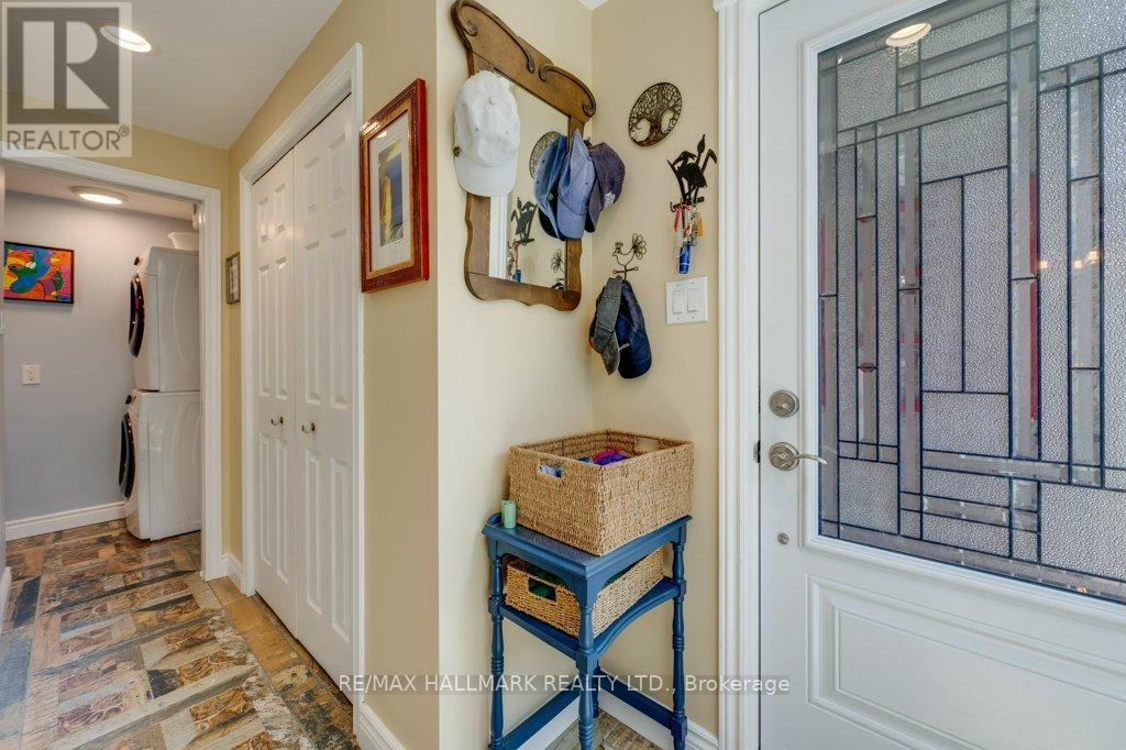 Property at 2 - 2366 QUEEN STREET E image 3