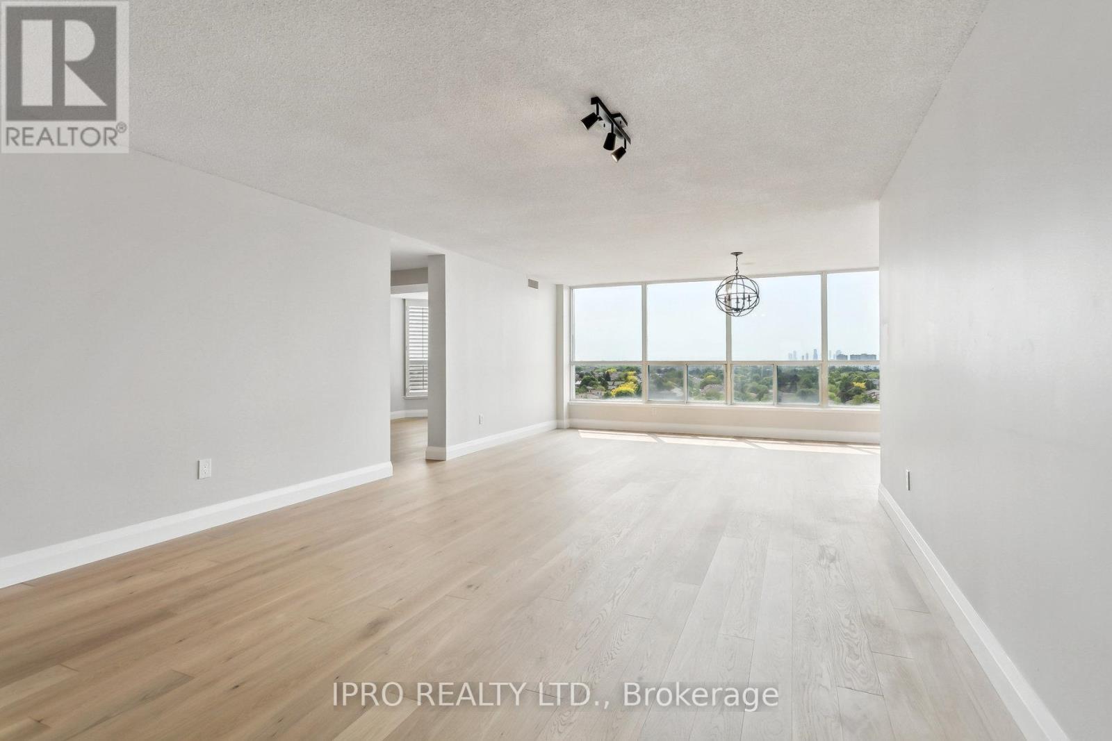 Property at 1611 - 7300 YONGE STREET image 4