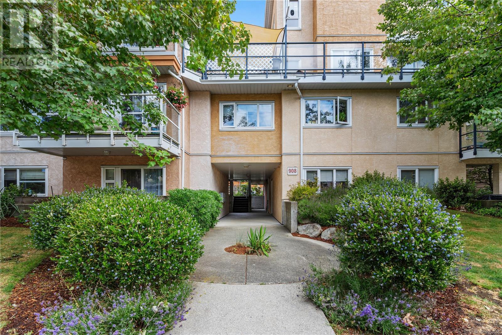 Property at 201 908 Brock Ave image 3